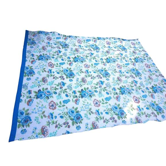 Vintage Chatham Satin Trim Cozy Floral Blanket - Picture 5 of 6